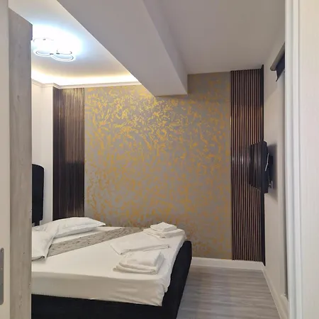 Titanic Gold * Navodari